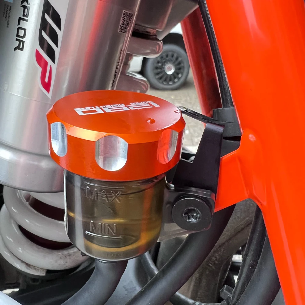 

Защитная крышка бутылки тормозного масла для KTM 1290 Super Adventure S R T 2015 2016 2017 2018 2019 2020 аксессуары для мотоциклов