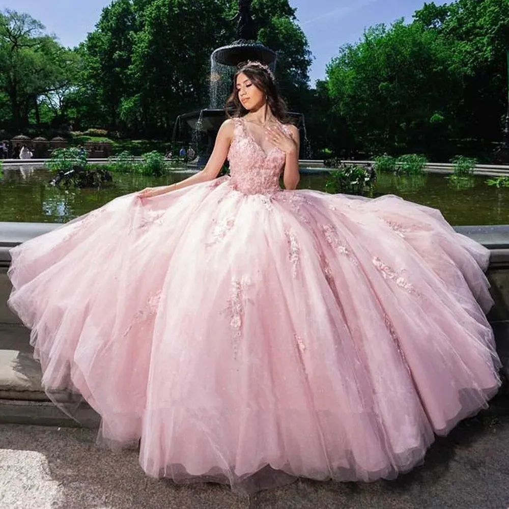 

Sexy V Neck Pink Lace Quinceanera Dress for Sweet 16 Year Ball Gown Puffy Court Train Corset Back Long Debut Gowns for Prom