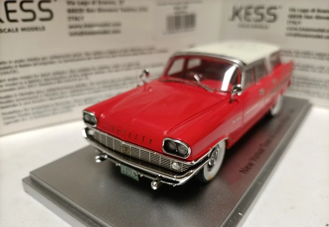 

Kess 1:43 New Yorker Town & Country Wagon 1958 Vintage Car Simulation Limited Edition Resin Metal Static Car Model Toy Gift