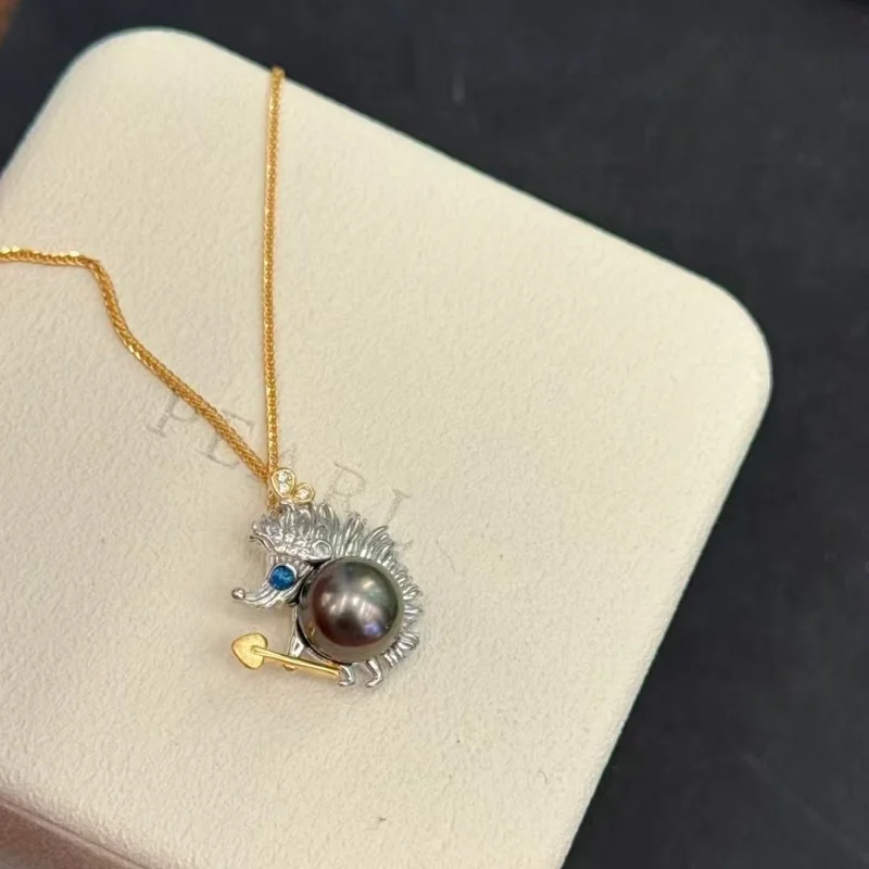 SGARIT 9-10mm Tahitian Black Pearl Pendant Necklace Cute Hedgehog Pendant Natural Pearl for Women Men DIY Jewelry Accessories