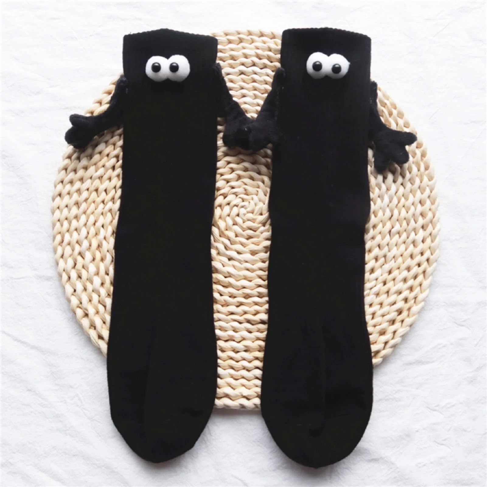 1 Pair Magnetic Socks With Hands Women Men Fashion Black White Funny Cute Cartoon Eyes Couple Mid-tube Socks for Gifts