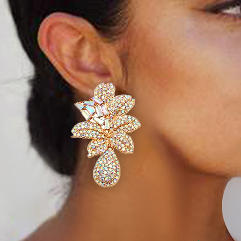 

Trendy Zircon Earring Pineapple Shape Drop Dangle Earring For Women Big Earrings Rhinestone Crystaly Earring Wedding Gifts