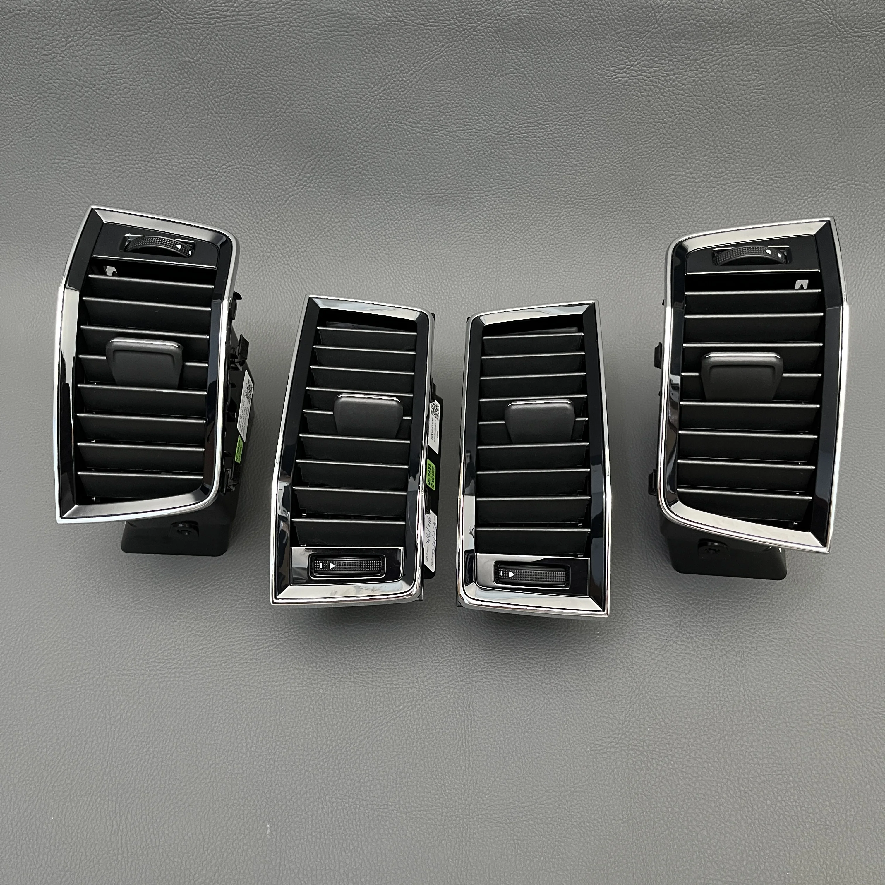

Вентиляционные отверстия 56G819701 56G819702 56G820951 для Skoda Kodiaq 2016-2020