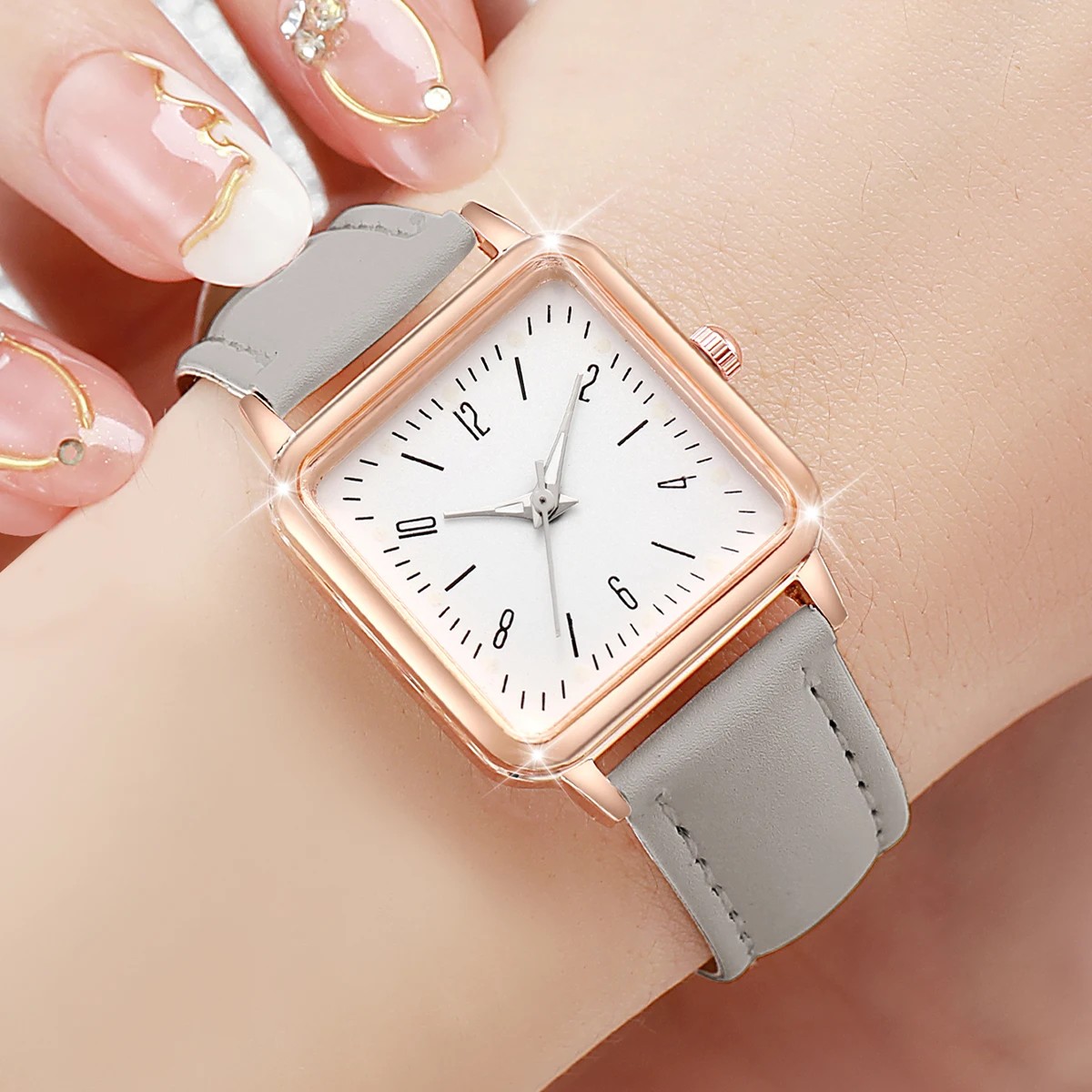 8Pcs/Set Fashion Women's Watch Sweet and Elegant Academy Style Leather Quartz Watch Set (Box Not Included)