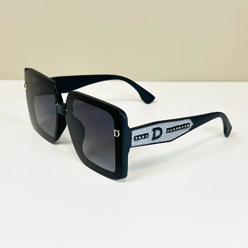 D-ǥ�� �Ϲ� ���� �Ȱ� ���� ���� ���� �ڿܼ� ������ ���۶�, ���õ� ���� D ��Ÿ�� ���۶�