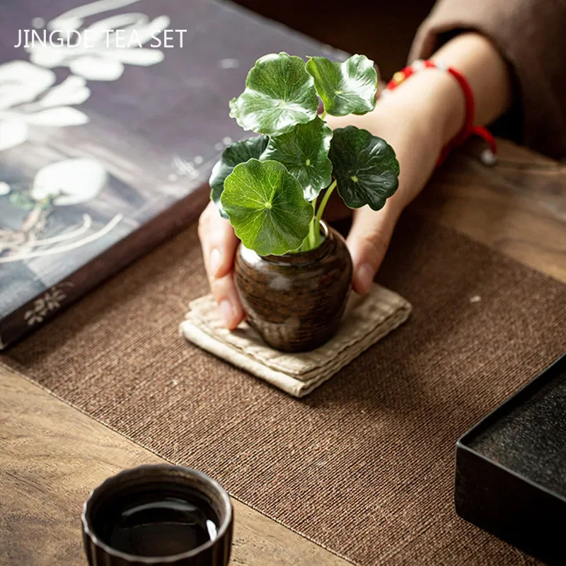 Creative Ceramic Mini Tea Pet Decoration Tea Tray Simulation Flower Small Vase Ornament Tea Set Decor Accessories Desk Ornament
