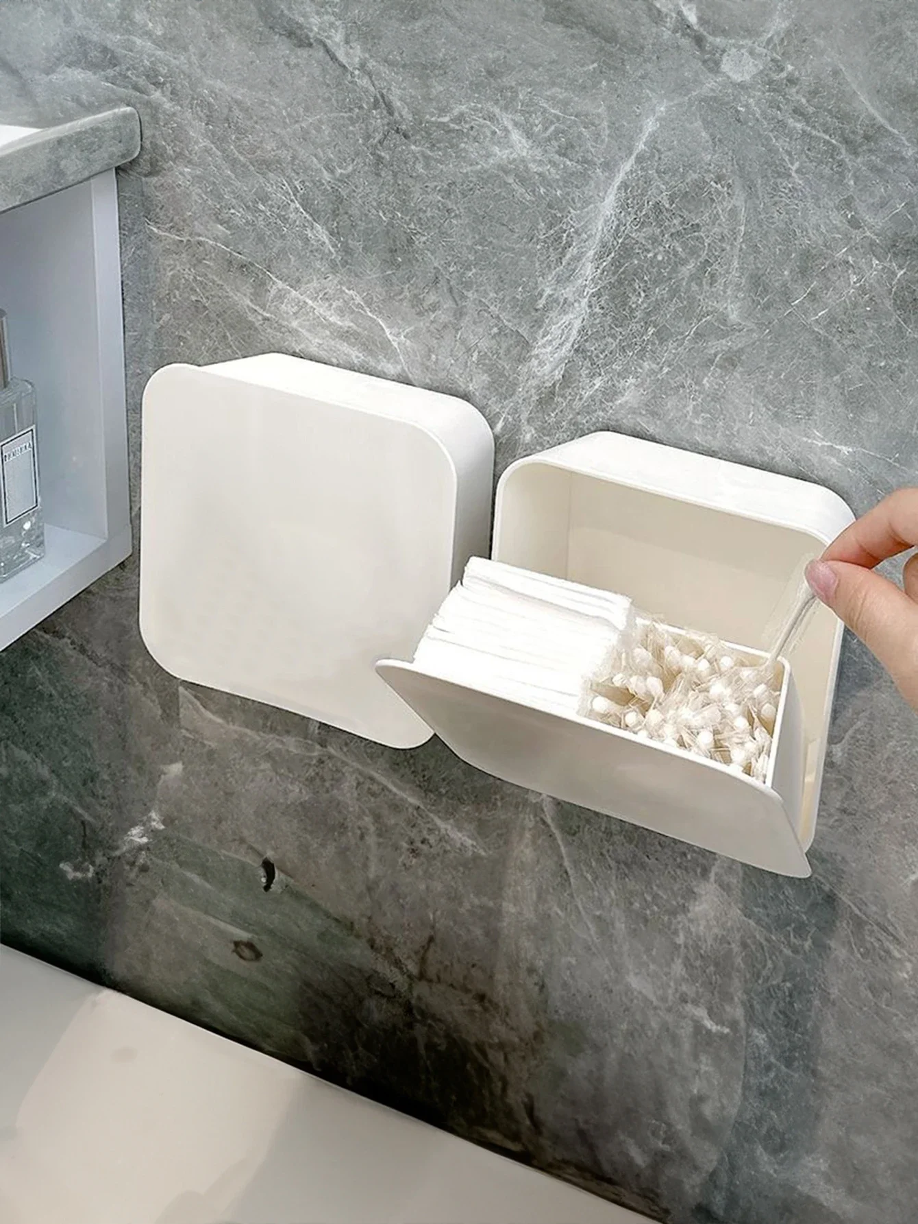 Description Picture 5 of itemMulti-functional Bathroom Storage Box Wall-mounted Sealable and Dustproof for Cotton Swabs, Trash Bags and Tissues