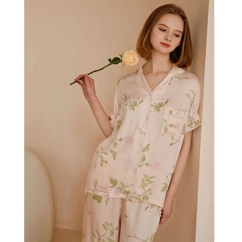 

2023 Summer Women's Elegant Satin Pajama Set Lapel Short Sleeve & Trousers for Graceful Lounging Loungewear Viscose Sleepwear