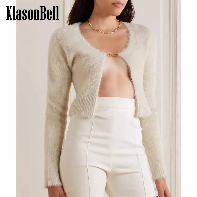 

10.7 KlasonBell Sexy Scoop Neck Chain Short Slim Plush Knitted Cardigan Women
