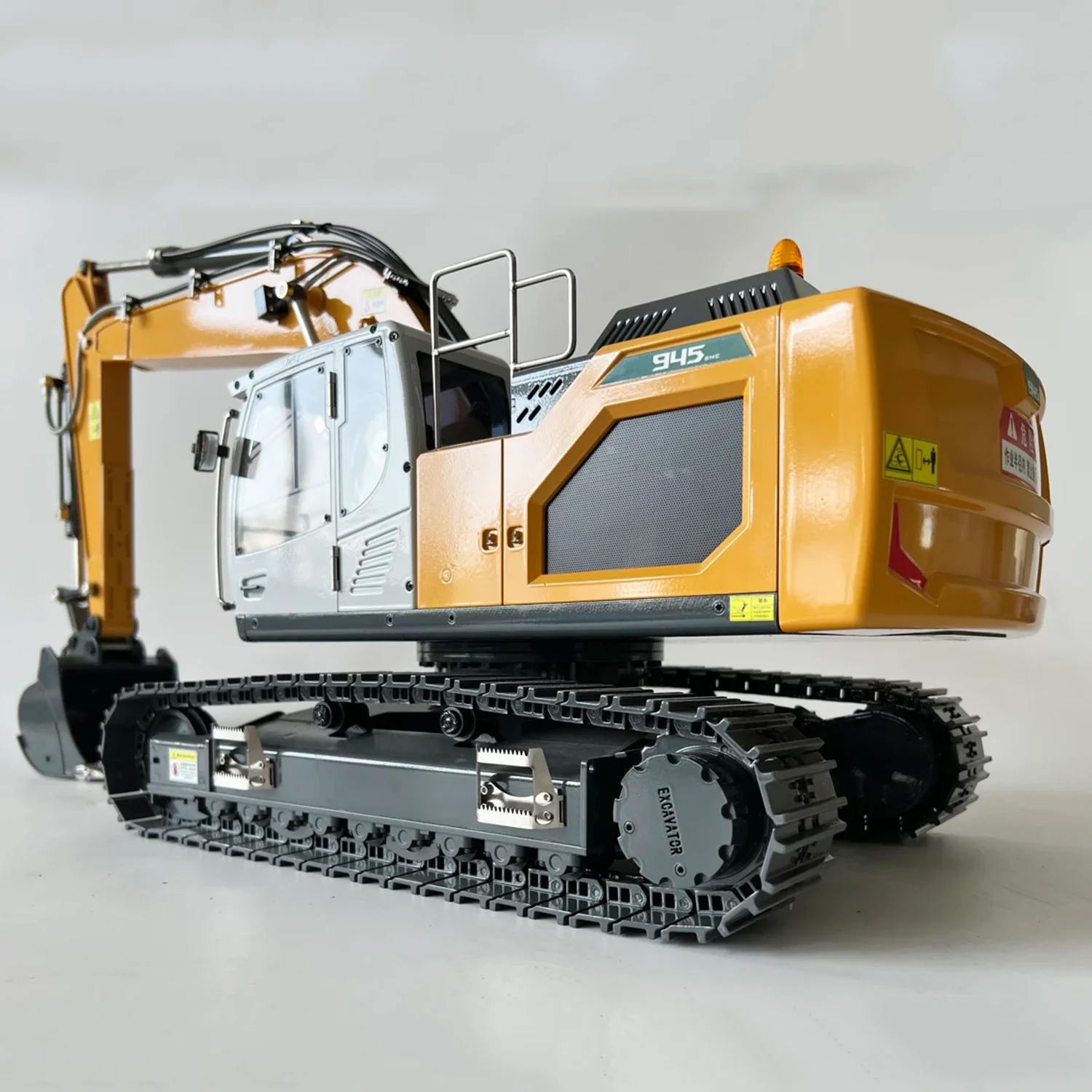 RC Excavator Hydraulic Model 1/14 945 RC Excavator Upgrade 5-way Valve PL18ev RC Engineering Excavator Metal Model Toy 6