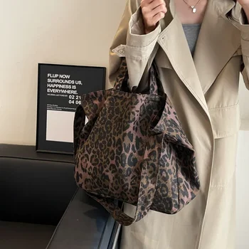 Leopard Design 2024 Moda coreana Grandi borse a tracolla per le donne Borsa da viaggio Lady Shopper Shopping Borsa a tracolla Bolsa Feminina 1