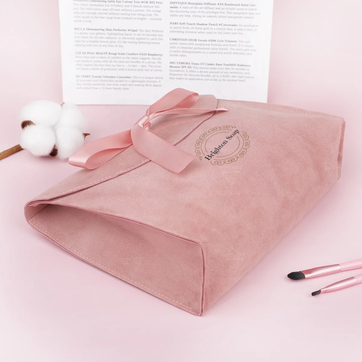 Custom logo luxury pink envelope jewelry pouch Superior Soft Velvet Gift Bracelet Bag Necklace Earrings Ring Storage Pouch