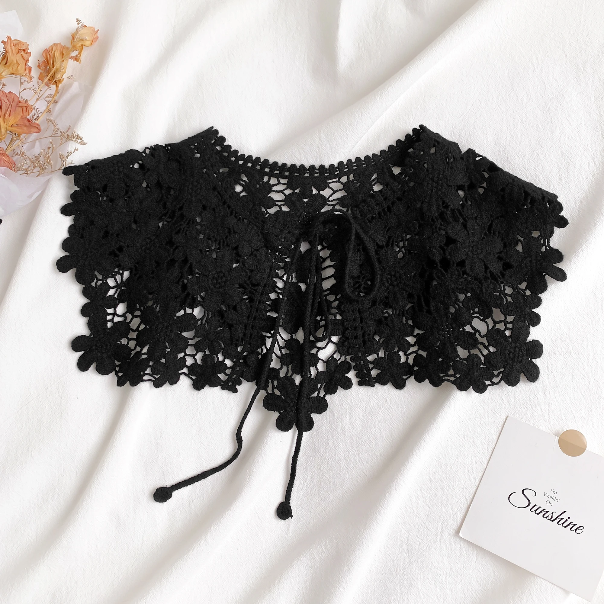 Four seasons Lace Knitted Crochet Hollow Fake Collar Women Small Shawl Decorative Women Clothes Accessories Detachable Collar