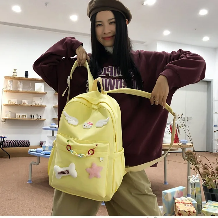 Рисунок 5 - Рюкзак Hello Kitty