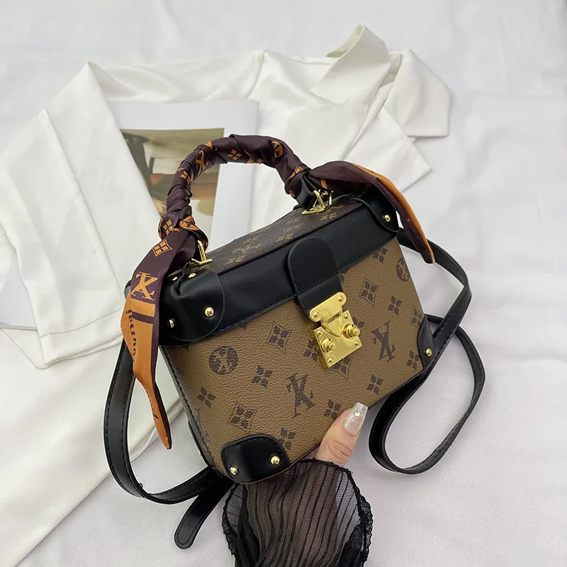 حقيبة صندوقية صغيرة بتصميم متخصص، مزاج جديد عصري و...