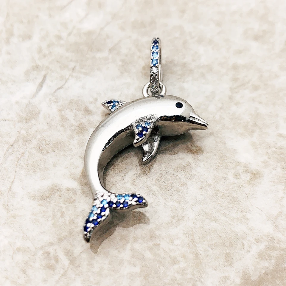 Pendentif Collier Dauphin Tribale – Acier 316L – 2,5 Cm – Neuf