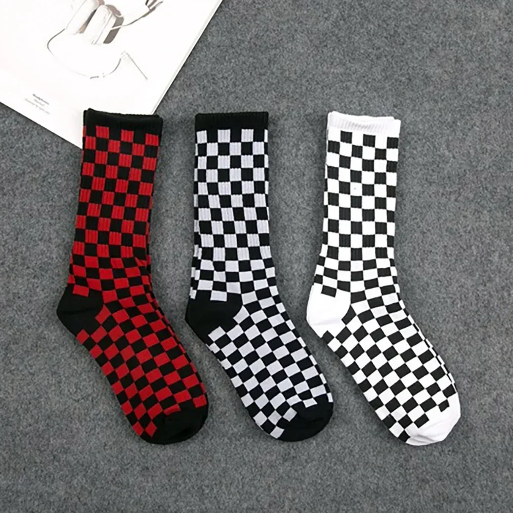

Harajuku Trend Women Checkerboard Socks Geometric Checkered Socks Men Hip Hop Cotton Unisex Streetwear Novelty Socks