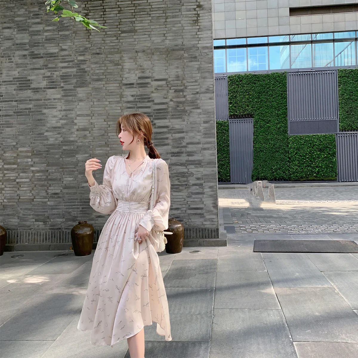 

Bubble Sleeves Luxury Satin Elegant V-neck Dress Slim Waist Over Knee Long Fairy Dress