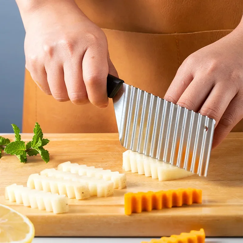 Stainless Steel Potato Chip Slicer Dough Vegetable Fruit Crinkle Wavy Kitchen Knife Cutter Chopper French Fry Maker Tools
