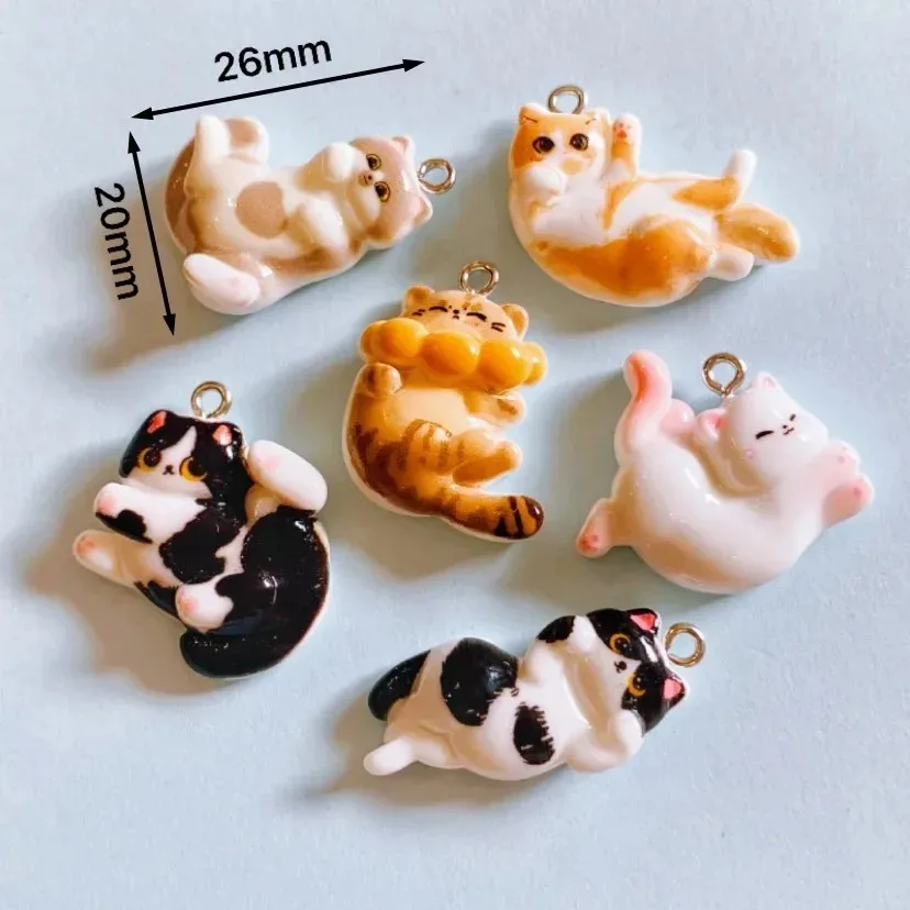 10개 귀여운 고양이 레진 참 장식품 DIY 목걸이 팔찌 귀걸이 열쇠고리용 액세서리 펜던트