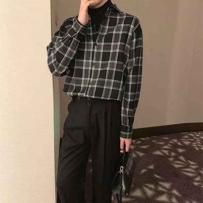Vintage Men's Long Sleeve Shirt Plaid Tops Korean Fashion Loose Handsome Streetwear Lapel Causal Shirts Curved Hem Women 2022