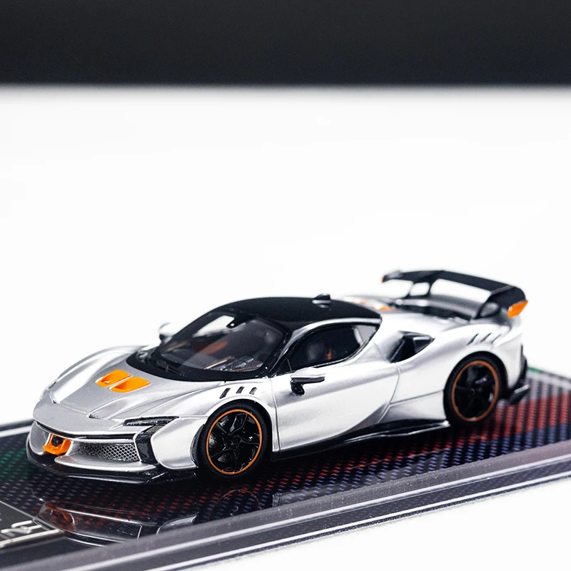 440ina 　U2 1/64 SF90 ミニカー U2 1:64 Purple SF90 Stradale Coupe Hard Top Sports Model