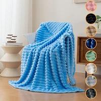 Couverture en flanelle 1 pièce, couverture de canapé confortable et chaude, couverture de sieste rayée ultra douce adaptée à la chambre à coucher et au dortoir 1