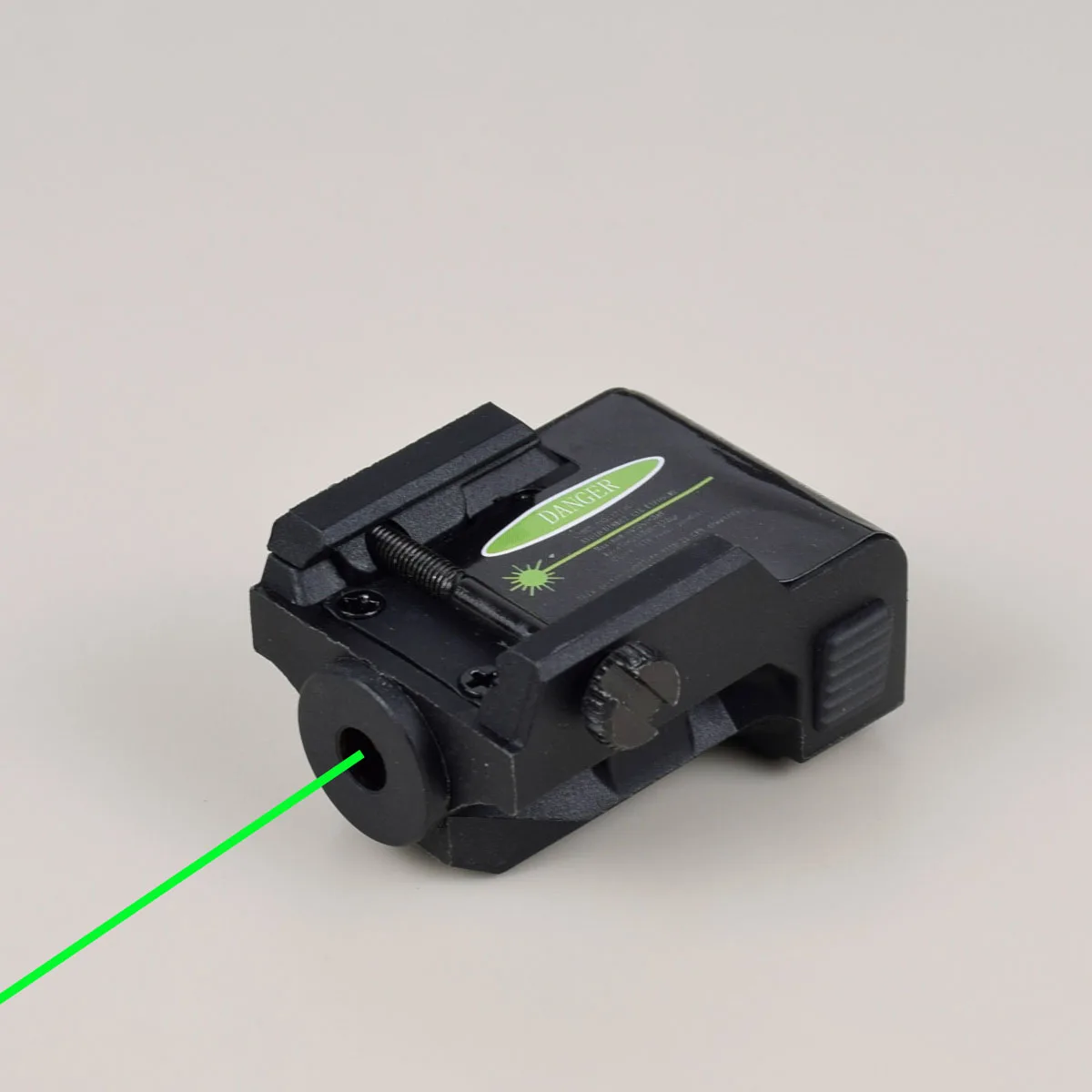 

Tactical LED Weapon Light With Green Laser Sight Flashlight Magnetic Charging Internal Combo Usb Rechargeable For Pistol Hunting
