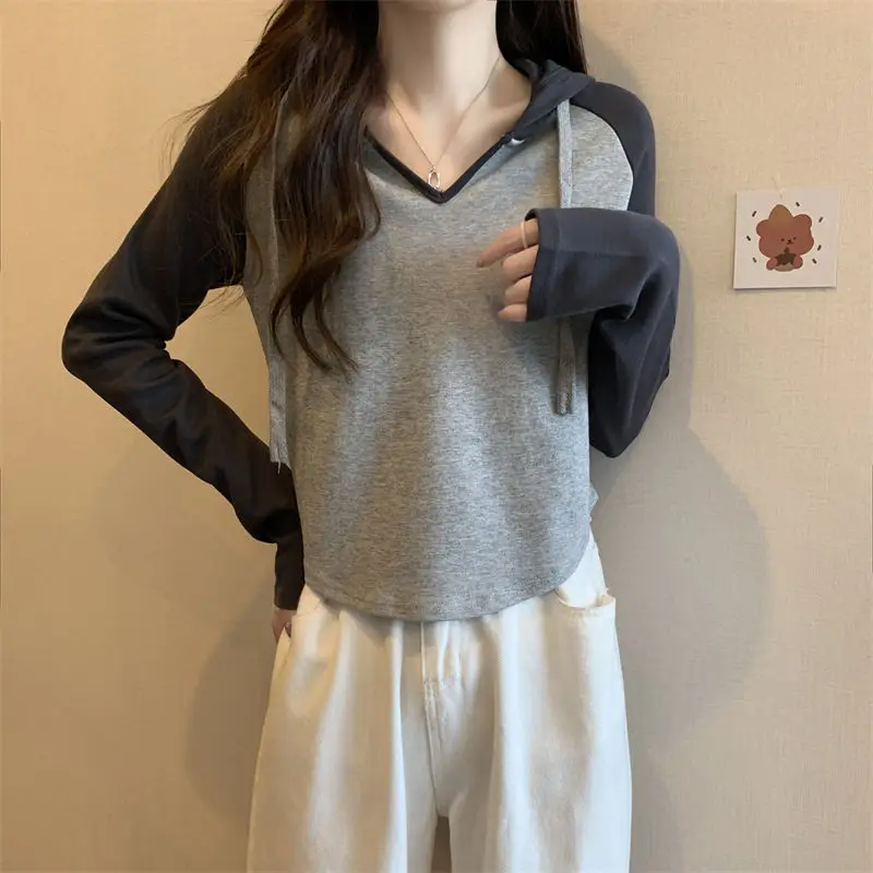 Autumn New Slim-fit Slimming Cotton Design Sense Contrast Color Hooded Long-sleeved T-shirt Women's Inner Base Top