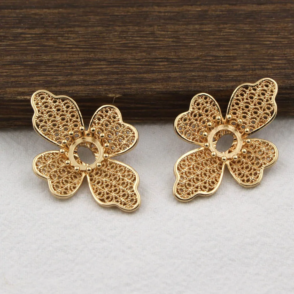 

10pcs 35x24mm Brass Casted Filigree 4 leaf Lotus Flower Charms Center Open Back Cabochons Base Stamping Decoration Jewelry