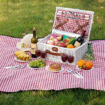 Picnic Baskets Cooler Set for 4 Persons with Large Waterproof Picnic Blanket, Insulated Compartment and Cutlery Service Kit-Red 2