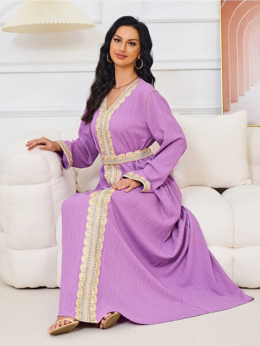 

Женское платье с V-образным вырезом, в арабском стиле