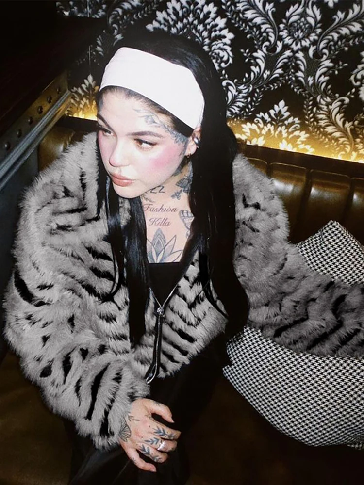 Nibber Furry Jacker Women Gradient Zebra Stripes Zipper Casual Warm Winner New Trend Street Fashion Classic Comfortable Coat