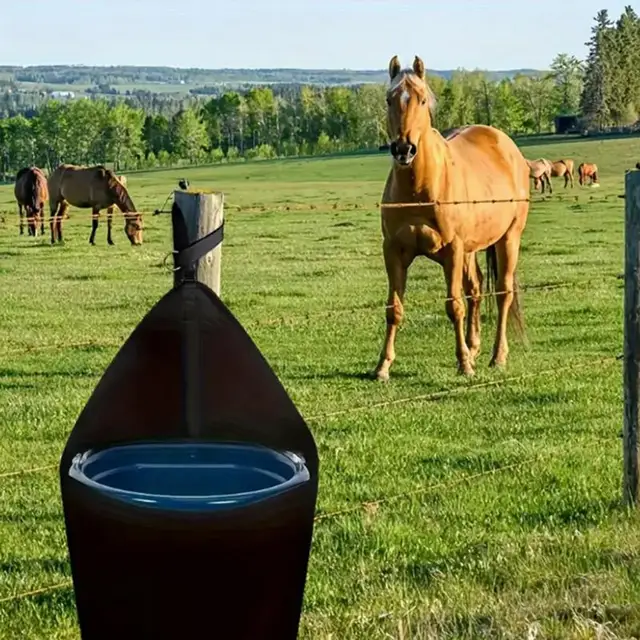 Horse Feed Bag For 5 Gallon Bucket 900D Polyester Livestock Feeder Holder Portable hanging Organizer for Stall Indoor Outdoor 5