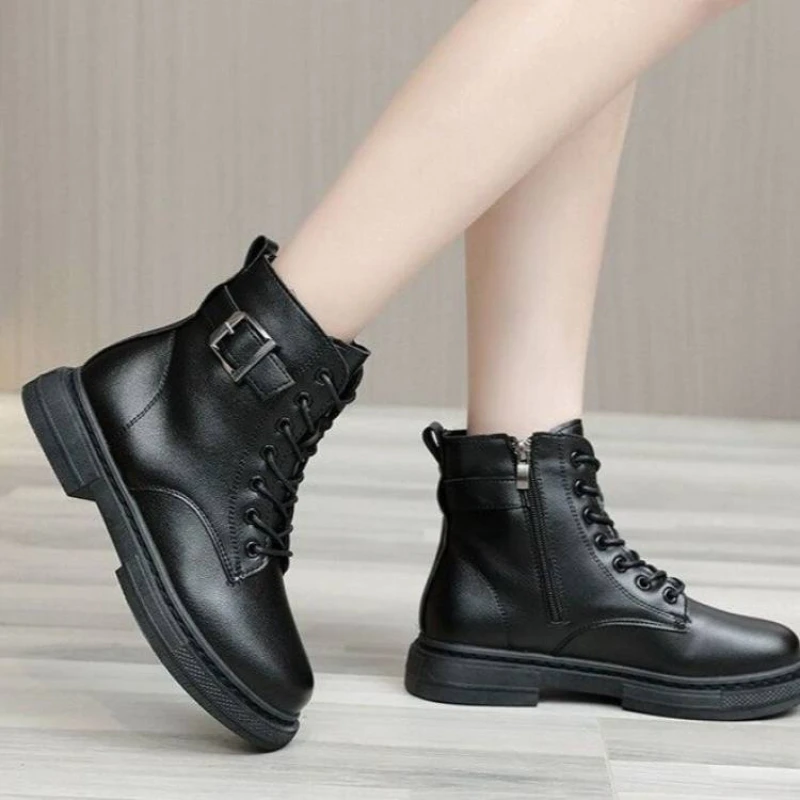 

Outdoor Snow Boots Short Plus Velvet Warm Thick Bottom Cotton Soft Leather Single Low Heel Side Zipper Women Shoes