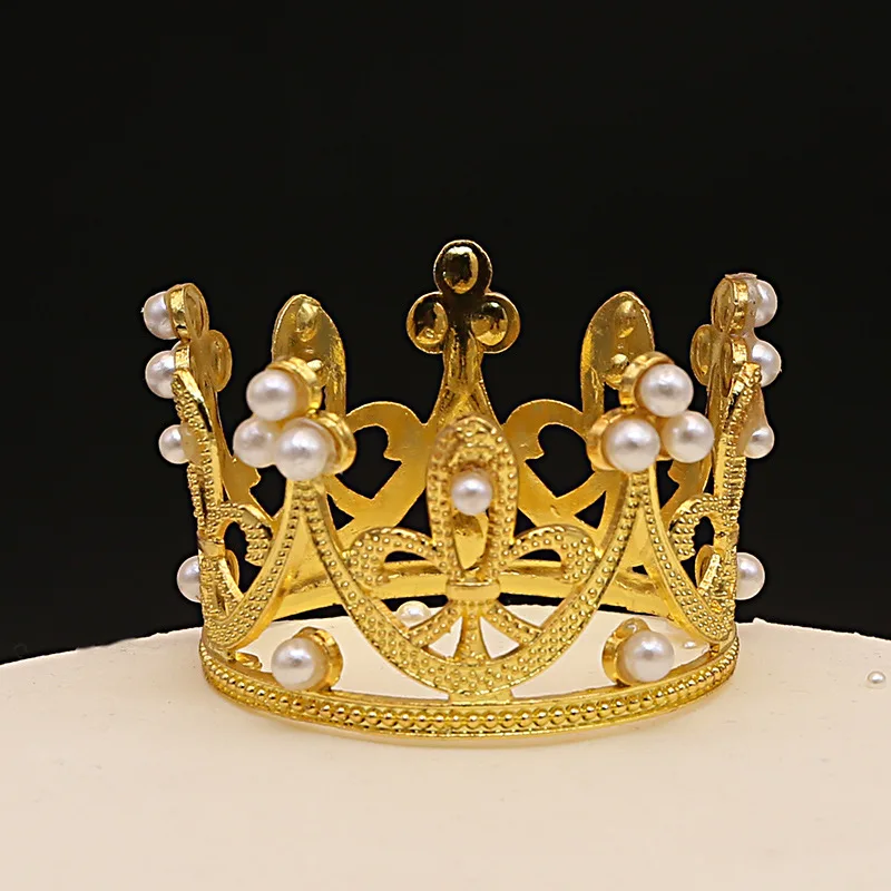 

Mini Crown Cake Decoration Princess Topper Pearl Tiara Children Hair Ornaments for Wedding Birthday Party Cake Decoration