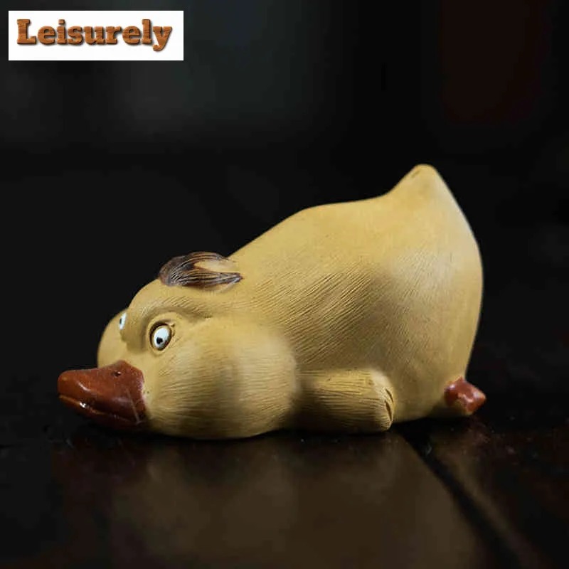 Yixing Zisha Cute Little Yellow Duck Tea Pet Elegant Fish Tank Landscaping Tea Figurine Play Toys Tea Statue Ornaments Craft