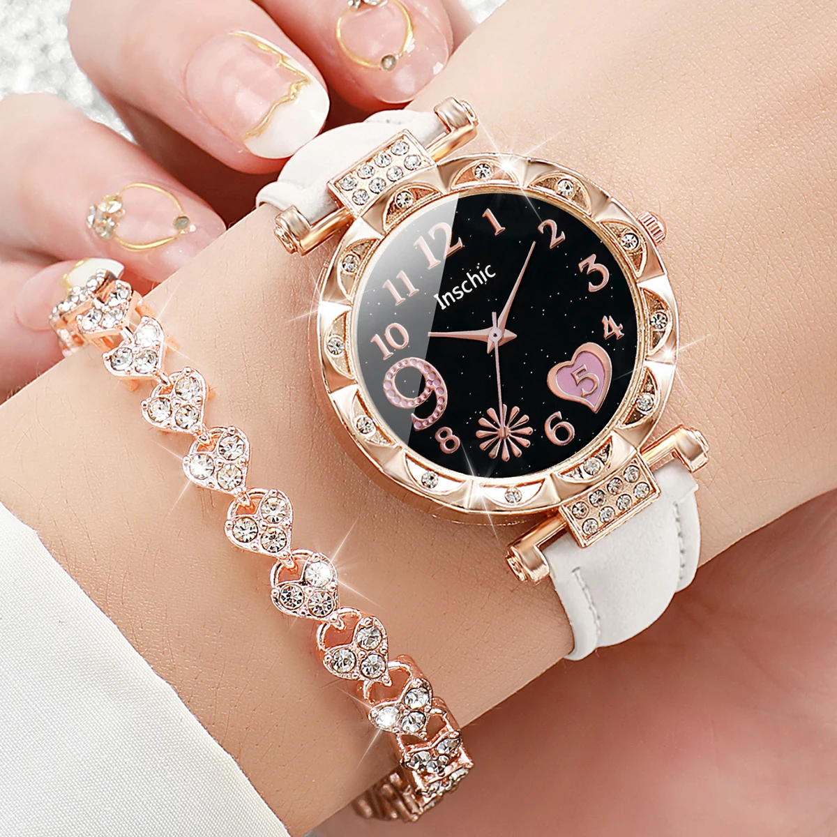 6PCS/Set Women's Fashion Watch Love Romantic Round Dial Leather Quartz Watch with Love Diamond Bracelet