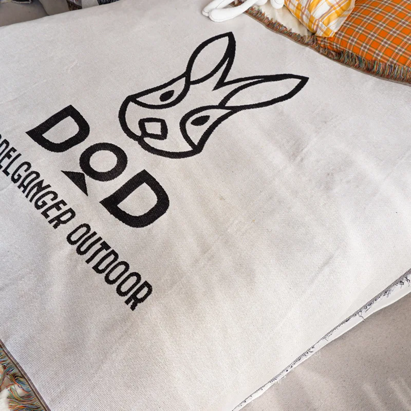 DOD Black Rabbit Simple Sofa Blanket Wild Camping Living Room Decoration Nordic Ins Cartoon Animation Leisure Line Blanket Plaid