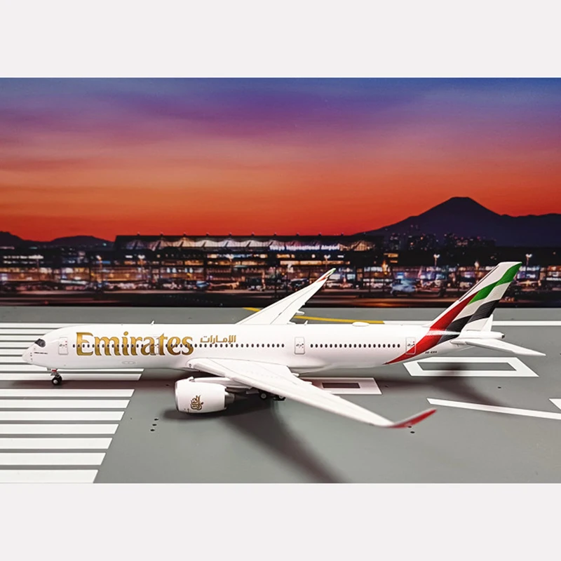 

Die cast A350-900 UAE GJUAE2241 civil aircraft 1:400 scale alloy aircraft model for men's gift