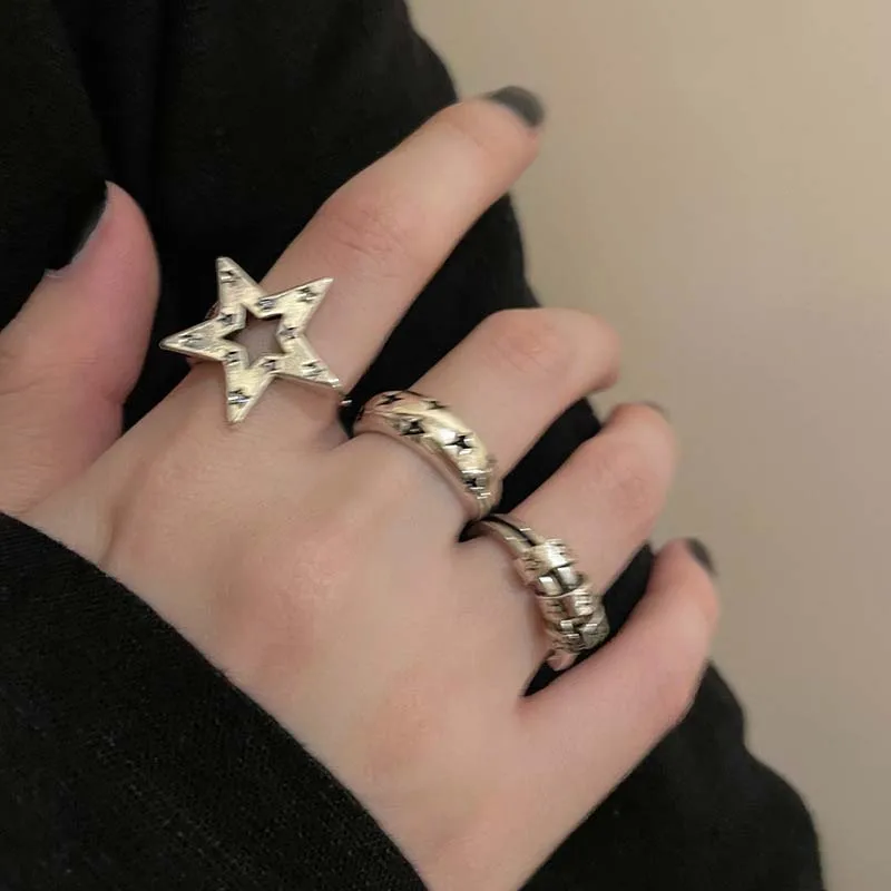 Vintage Punk Hollow Irregular Star Couple Rings for Women Men Fashion Shiny Crystal Pentagram Adjustable Ring Lover Jewelry 2