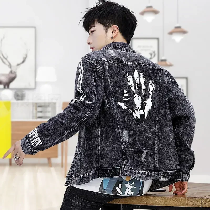 thumbnail image 1 of Abrigos de mezclilla para hombre con agujeros rotos, chaqueta vaquera para hombre, estilo punk rock, ropa masculina, talla grande, informal, holgada, estilo Joker, de una pieza, lavada, a la moda, gra, 1 of 5