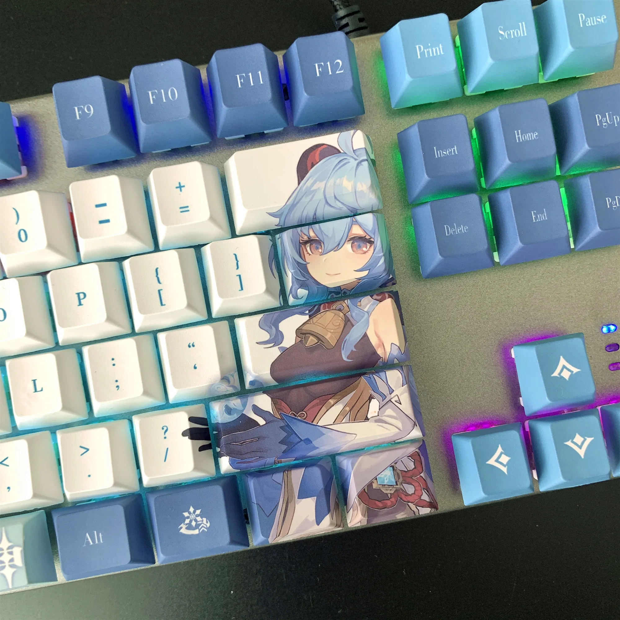 Genshin Impact Keycaps para Teclado Mecânico Material Ganyu Pbt Branco Anime Keycap 61 87 104 108 Chaves Set