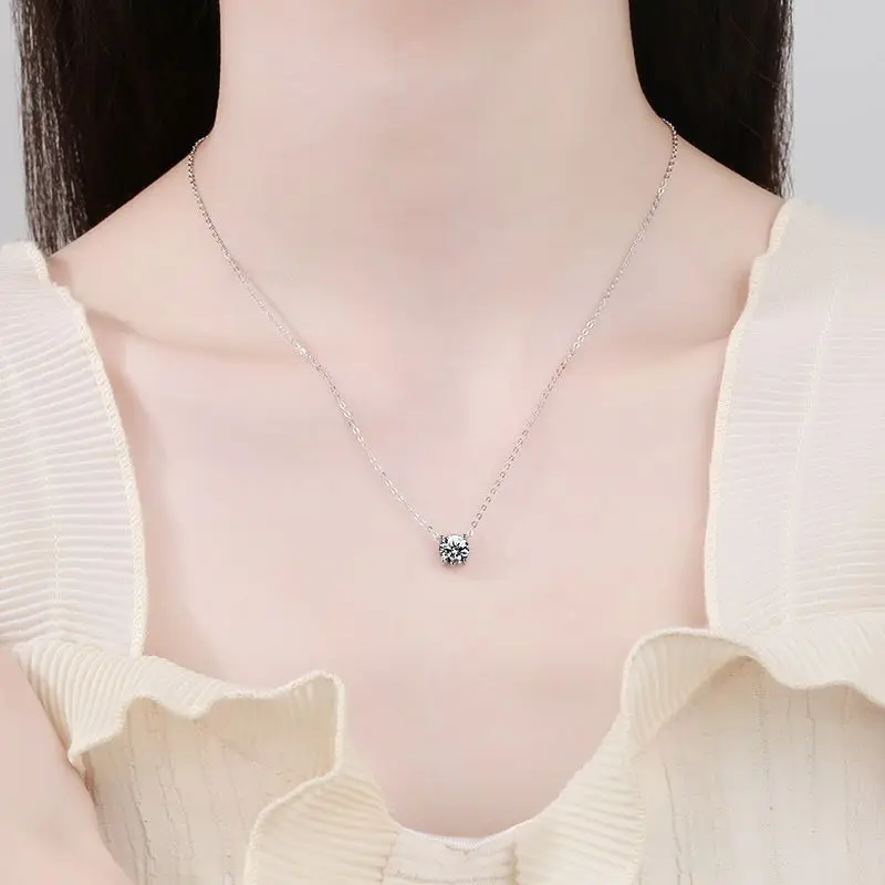Luxury Platinum PT950 D Color 1 Carat Classic Four Claw Mosonite Pendant Necklace Wedding Gift Anniversary Gift