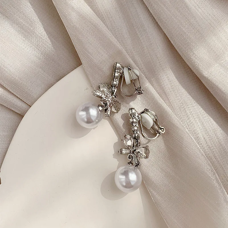 Orecchini a clip a farfalla smaltati a 3 colori con zircone scintillante senza piercing per gioielli da sposa da donna, Ferro + strass + goccia di olio