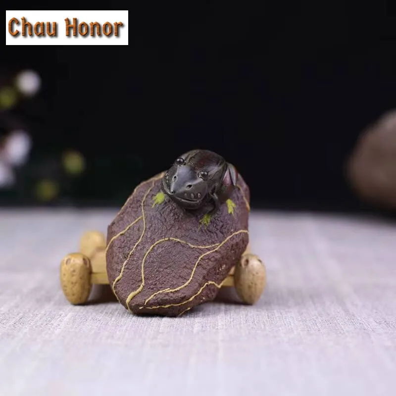 Creative Yixing Discoloration Purple Clay Lucky Frog Figurine Tea Pets Handmade Home Tea Ceremony Desktop Crafts Birthday Gifts