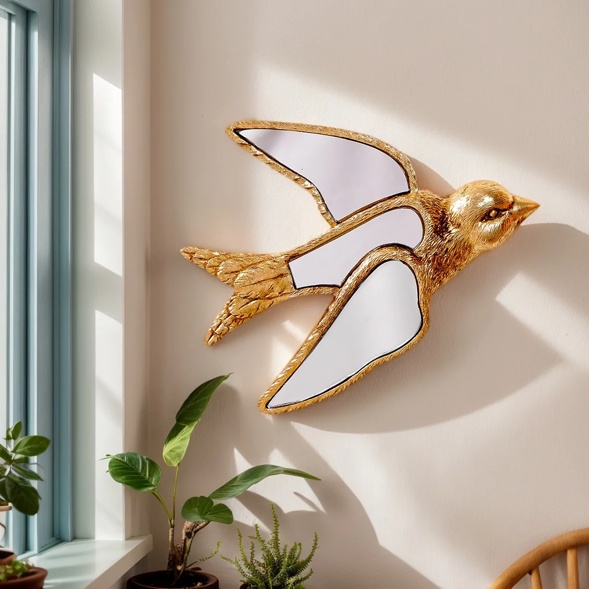 1PC, Golden Swallow Home Decoration craft wall hanging, with a special design of resin material surface inlaid with mirror