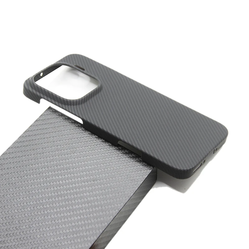 Ultralight Aramid Fiber Protective Phone Case in Sleek Black