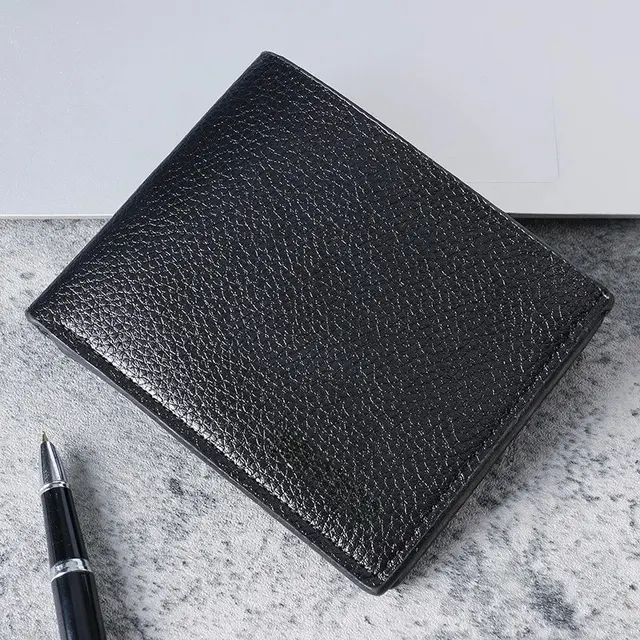 Cartera Delgada Umbro Para Hombre - Negra Con Detalles Dorados, Múltiples Bolsillos Y Cremallera Perimetral
