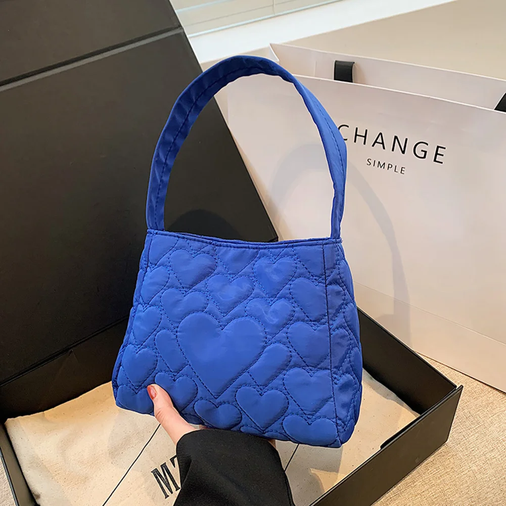 Women Love Heart Shoulder Bag Fashion Heart Quilted Handbag Casual Versatile Large Capacity Ladies Girls Trendy Bag